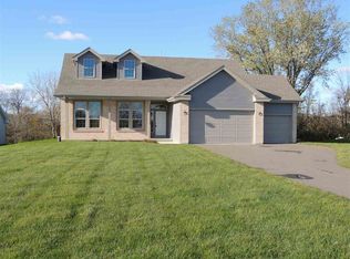 8747 N Stone Farm, Edgerton, WI 53534