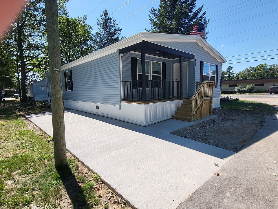 2nd image of 849 Manor Ln #147