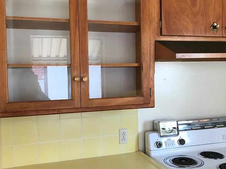 1575 E Appleton St #9 — Photo 2