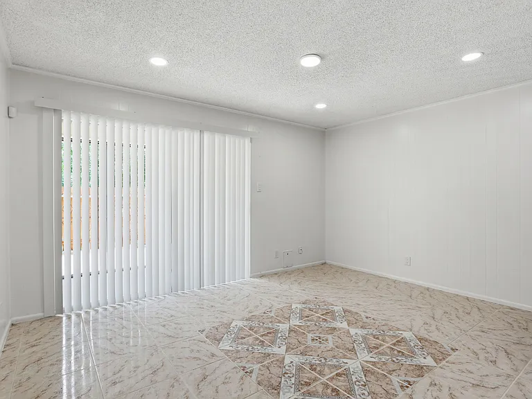 4911 Arbor Ridge Dr — Photo 11