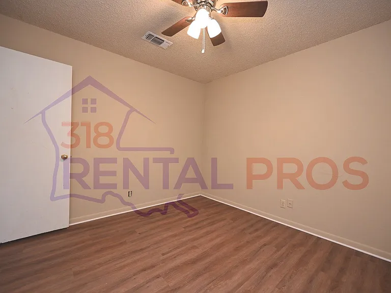 1701 W California Ave — Photo 24