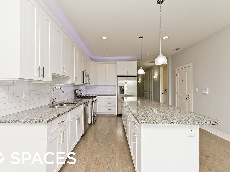 1st image of 4351 N Lincoln Ave #3