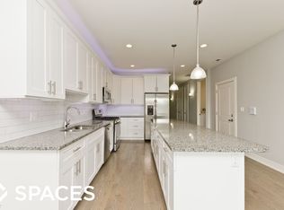 4351 N Lincoln Ave #3, Chicago, IL 60618
