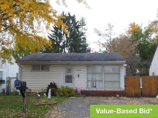 1st image of 620 Dawes Ave