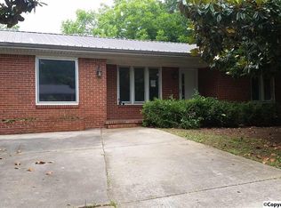 303 Robinson St SW, Decatur, AL 35601