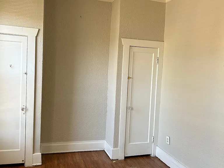 Francesca Apartments — Photo 37