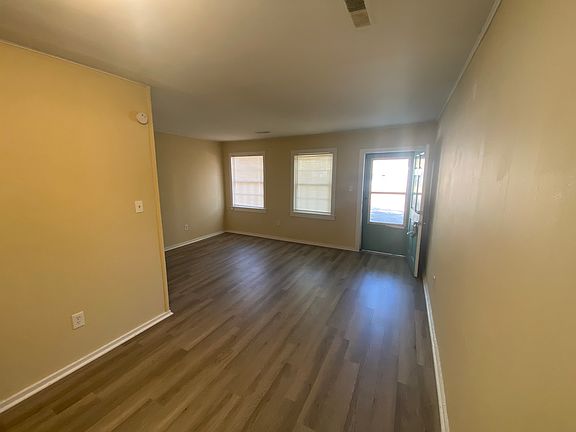 2nd image of 3317 Ottawa Ave