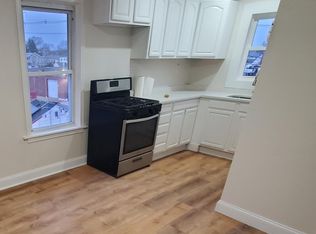 256 Beverage Hill Ave #3, Pawtucket, RI 02860