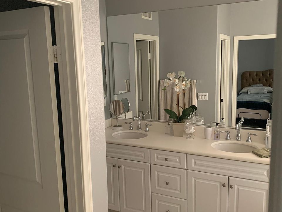 1st image of 3934 E Bethany Way