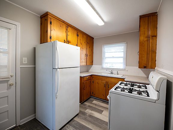 1503-CALIFORNIA-STREET-kitchen_01282025