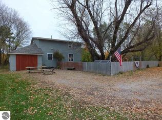 5152 Powell Rd, Kewadin, MI 49648