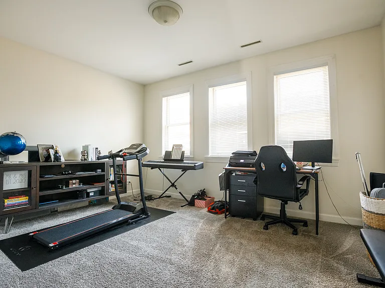 2451 N Clybourn Ave #8 — Photo 14
