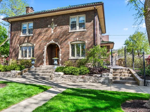 9955 S Hamilton Ave, Chicago, IL 60643