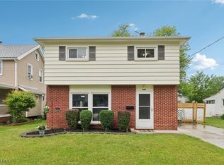30221 Harrison St, Willowick, OH 44095