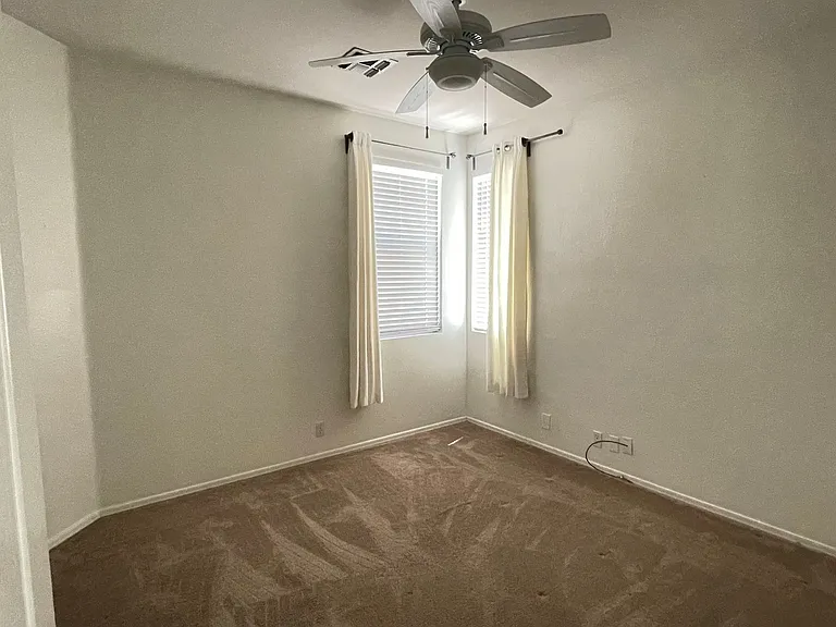 2670 E Hulet Dr — Photo 10