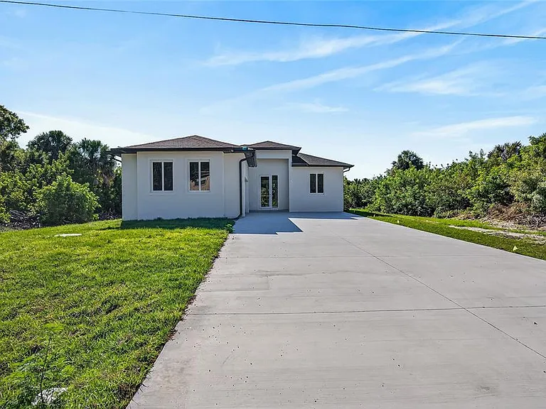 511 Sweetwater Dr — Photo 53