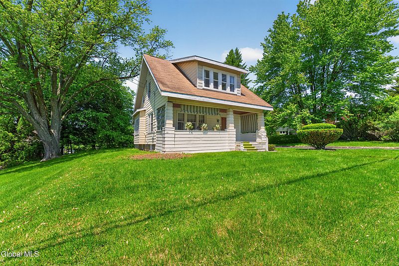 4th image of 11 Orchard Terrace