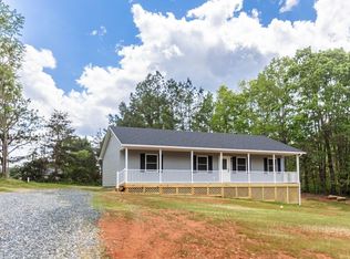 465 Soybean Dr, Appomattox, VA 24522