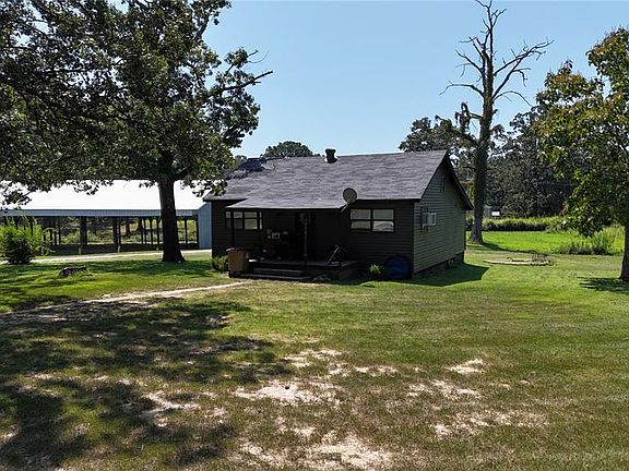 2nd image of 145 Eagle Ridge Ln