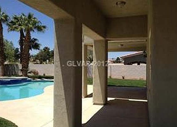3rd image of 5495 Castle Vista Ct