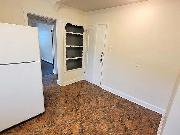 3884 Vine St — Photo 10