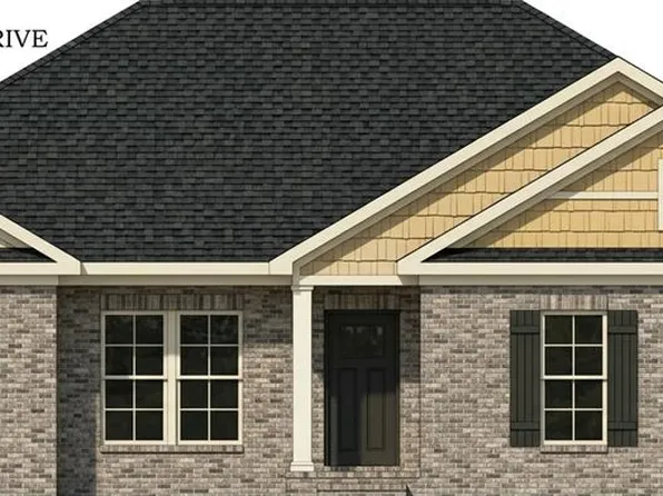 209 Cambridge Dr, Headland, AL 36345