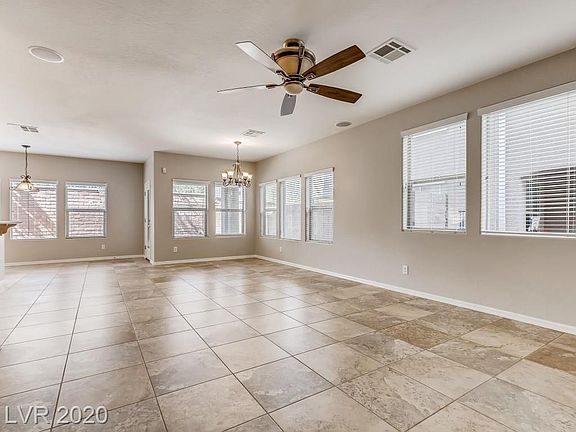 3rd image of 10145 Longoria St