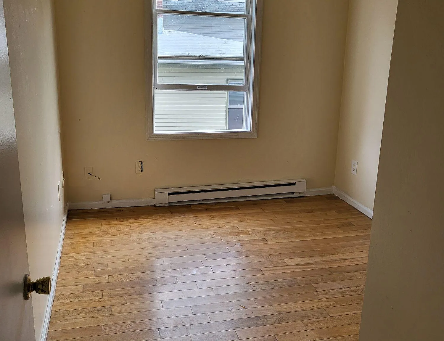 1 bed, 600 sqft, $1,200 — Photo 4