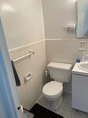 Rented by Punia & Marx Inc. | media 5