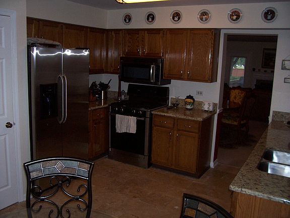 4th image of 165 Indian Boundary Dr