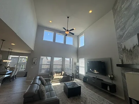 7983 Pennydale Dr — Photo 5