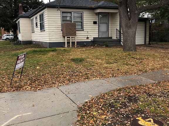 5th image of 1591 S Park St
