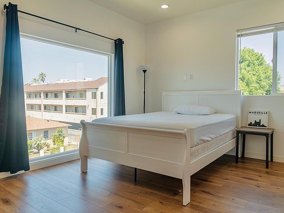 5th image of 606 N Harvard Blvd #604-1/2