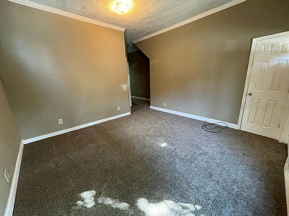 5th image of 2039 S Shelby St #1