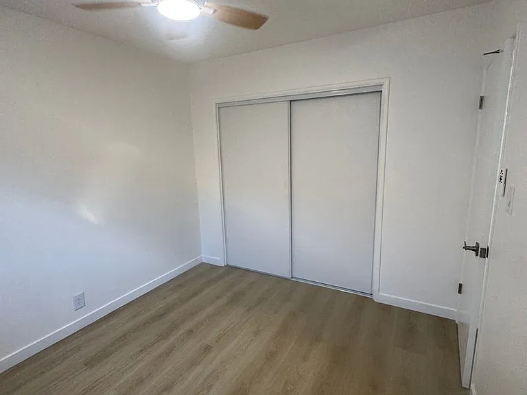 10541 Sycamore Ave — Photo 27