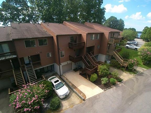 2nd image of 336 Sandy Trace Dr APT 10