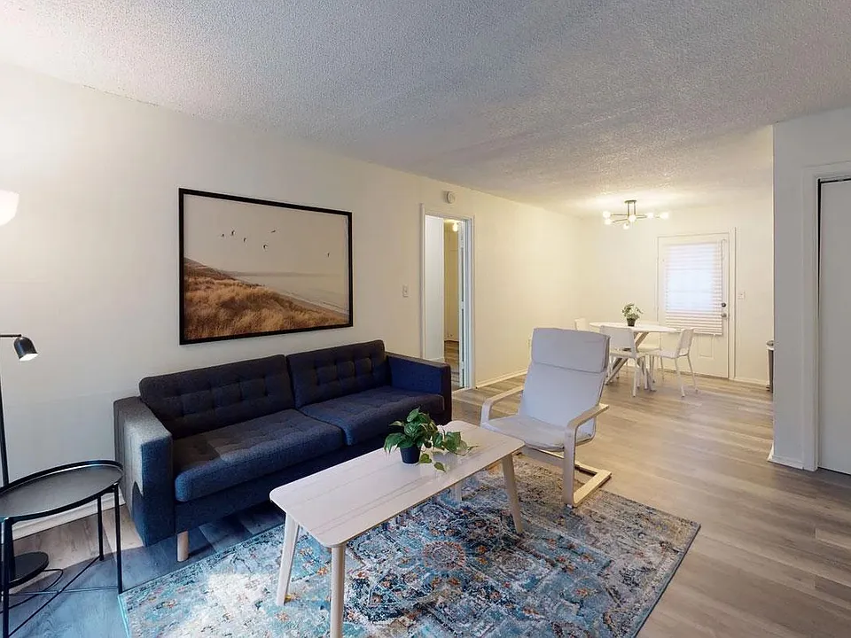 1109 Gardner Cv