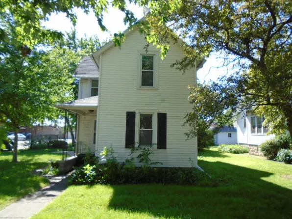 147 N Prairie Ave, Bradley, IL 60915