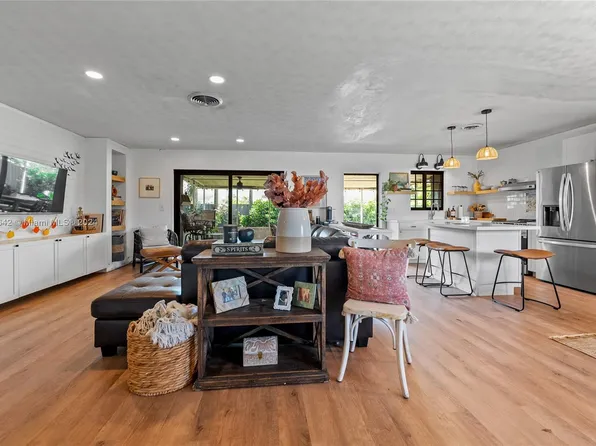 15410 SW 297th Ter, Homestead, FL 33033