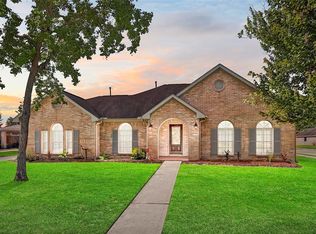 2209 Greenthread Dr, League City, TX 77573