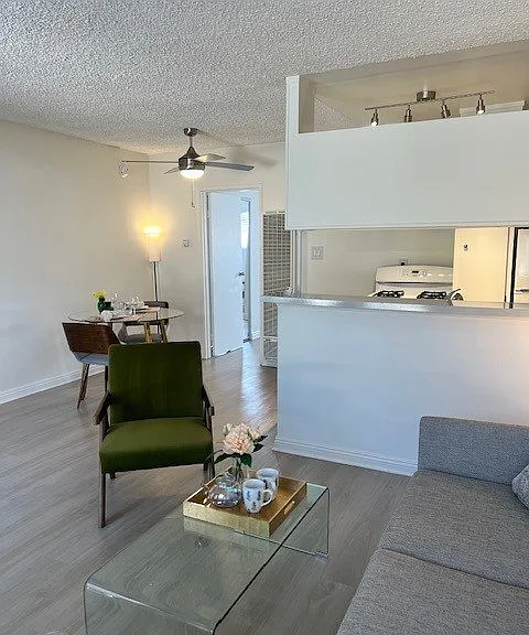 Carson Oakwood Apartments — Photo 42