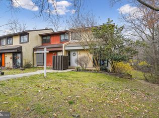 2212 Cartwright Pl, Reston, VA 20191