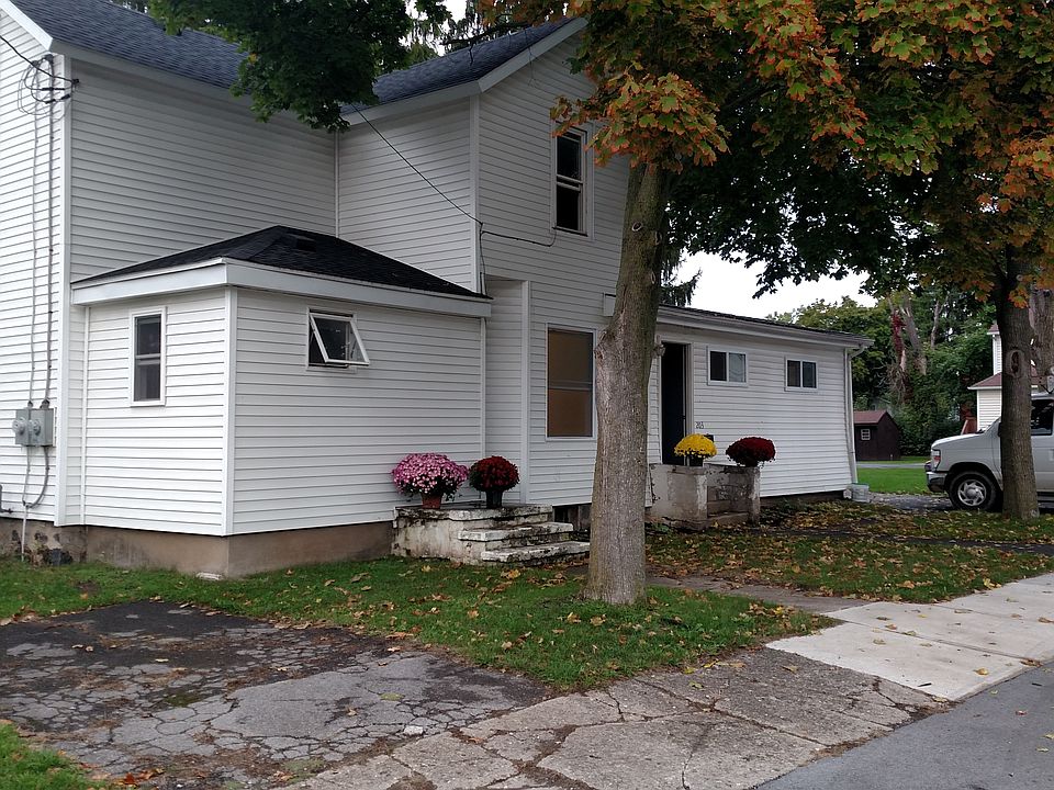 1st image of 203 Blackmar St #2
