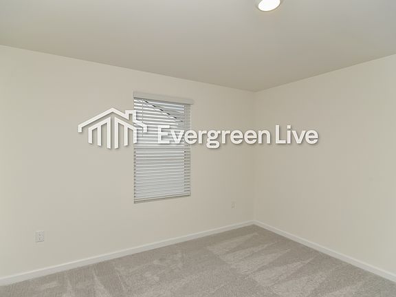 2nd image of 154 Snowdrop Ave