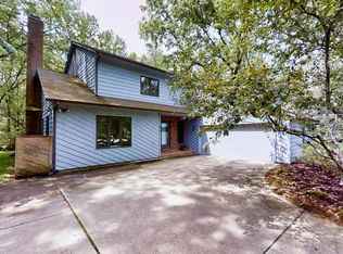 805 Buckthorn Cir, Mahomet, IL