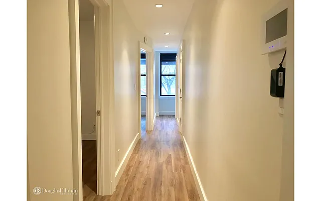 Rented by Douglas Elliman | media 24