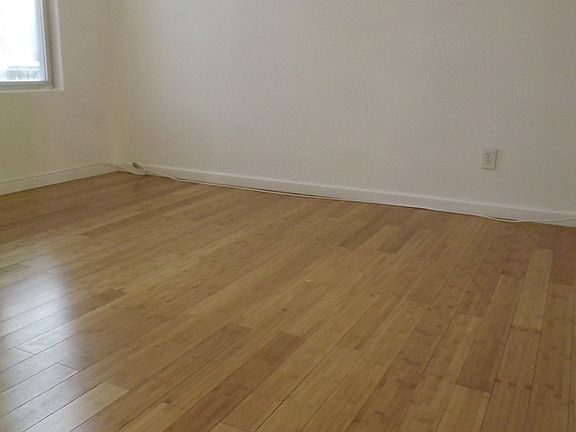 5th image of 960 E 223rd St #2
