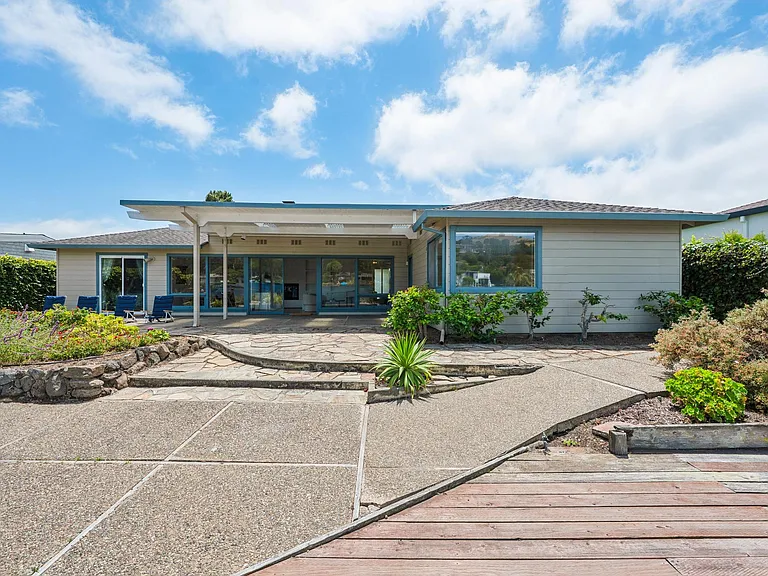 6 Windward Rd — Photo 11