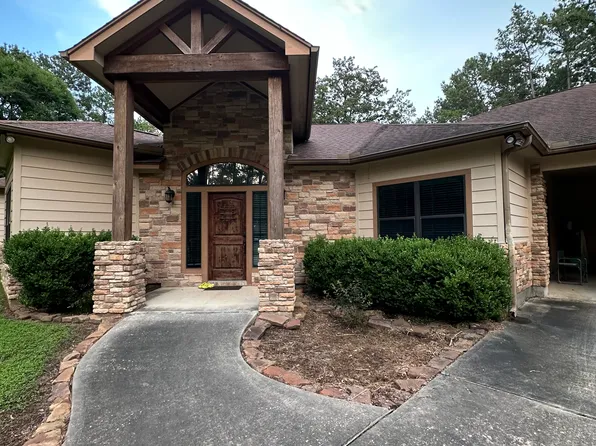 40102 Country Forest Dr, Magnolia, TX 77354