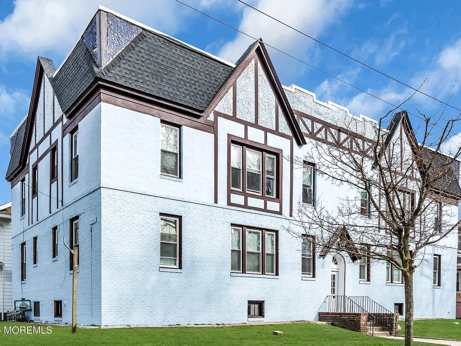 1 bed, $2,000 — Photo 1